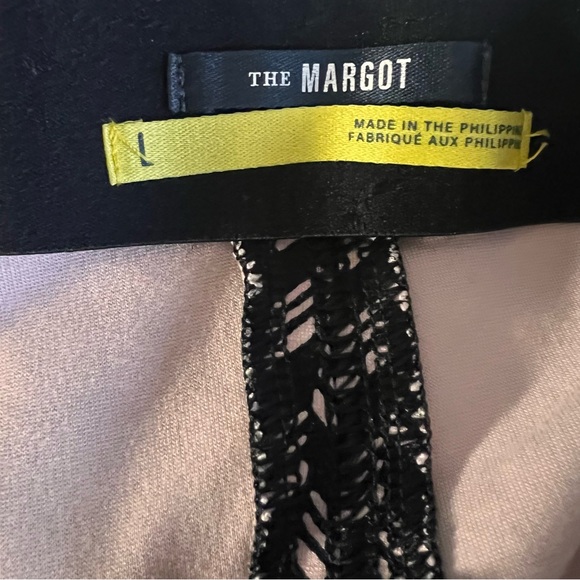 Anthropologie The Margot Kick-Flare Cropped Pants size L like new condition - Picture 12 of 14